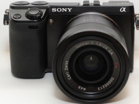 Sony 表示 Sonnar T* E 24mm F1.8 ZA 因產能不足，導致供貨緊繃