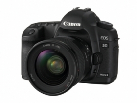 Canon 前代全幅機　5D Mark II 降價 5,000 元