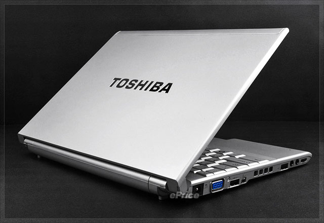 羽毛般的質感　Toshiba R500 SSD 版輕盈實測
