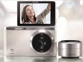 Samsung NX mini 發表：1 吋感光、自拍、可換鏡！