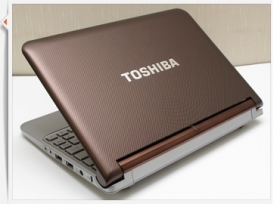 美型小筆電小進化　TOSHIBA NB305 搶鮮試玩