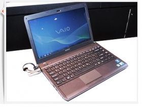 【CES 2010】VAIO Y、F 新貨色展場寫真