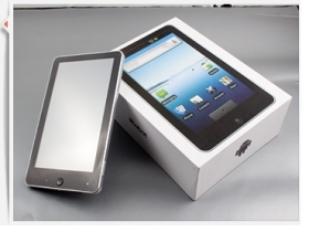 iPad + Android？　山寨版 iRobot 亮相！