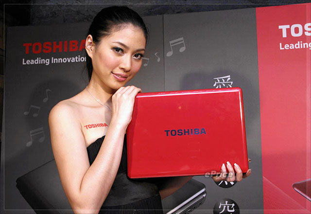 銀、白、紅、粉新色到　Toshiba 愛線機沾染時尚