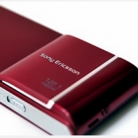 千萬大作　Sony Ericsson Satio 手機全攻略