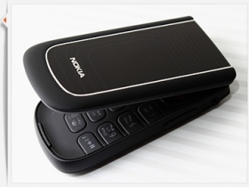 簡單摺疊機　Nokia 3710 fold 也能玩 Ovi