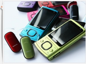 多彩金屬美機　Nokia 6700 slide 九千有找