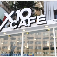 X10 Cafe 開張　體驗手機還可喝咖啡！