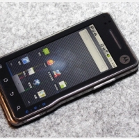 新聞/Motorola XT701 開價 17,500 元,搭中華 0 元起 再送導航王