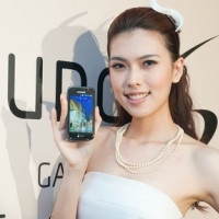 台灣大哥大推出 i9000 8GB 版本,$20,900 即日上市