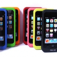 讓 iPod Touch 打電話 蘋果皮 520 八色新裝,正式發售