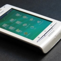 【開箱】型美內蘊的超值 Android 手機：Sony Ericsson XPERIA X8