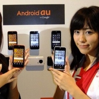 Sharp IS03 新發表:960 萬畫素 CCD Android 手機