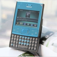 全鍵盤小方塊:Nokia X5-01 水貨開箱實測