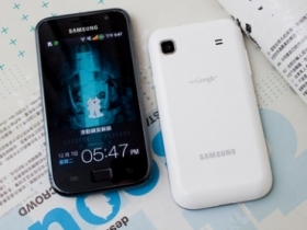 【圖集】白色版 Galaxy S i9000 聖誕好應景