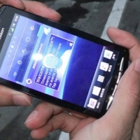 SE PS 手機 XPERIA Play 搶先測試：系統介面與操作實況