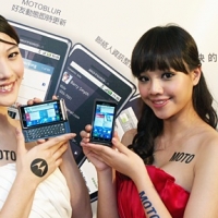 MOTO Milestone 2 上市,ATRIX、XOOM 高階機型陸續登台