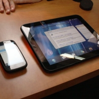 【MWC11】9.7 吋玩 WebOS:HP TouchPad 實機現身