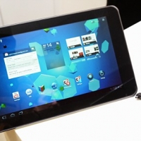 LG Optimus Pad：可拍 3D 相片的蜂巢平板