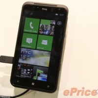 HTC 芒果雙雄：Radar / Titan 德國現場試用