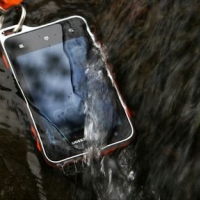 [試用分享] 防水防無聊，Xperia active 讓你帶著下水也免驚！