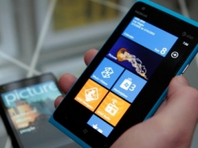 【CES12】Nokia Lumia 900 發表，螢幕變大、升級 LTE