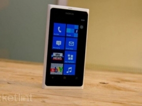 Nokia Lumia 800 白色版　台灣第一季上市