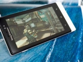 暢玩無線新科技：Sony Xperia sola 白色機測試