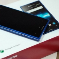 好看高規又防水 日版XPERIA ACRO HD SO-03D小玩