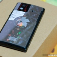 吸金使徒二度來襲!!SH-06D新世紀福音戰士NERV限定款誕生!!
