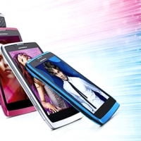 繽紛刀鋒:Motoroal RAZR V XT885 大陸亮眼登場