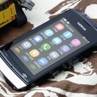小巧可愛、雙卡雙待　Nokia Asha 305 實機測試