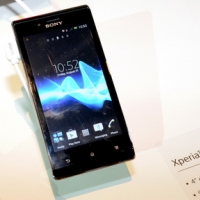 Sony Xperia J 入門美型機，IFA 現場直擊！