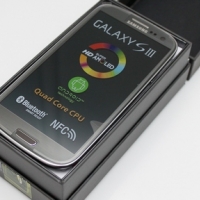 秋季人氣新色：Galaxy S3「鈦晶灰」到貨開箱！
