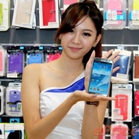 三大電信開賣 Note 2,早鳥百萬趴今晚登場