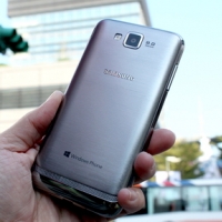 絕美金屬風:Samsung ATIV S 試用、Lumia 920 比較