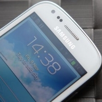 Galaxy S3 mini 四吋雙核中階機，1/3 在台發表