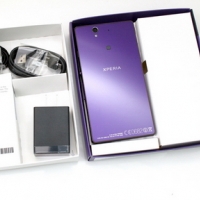 「魅 Z 無法擋 」,Sony Xperia Z 台灣版火熱開箱!
