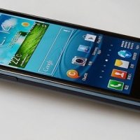 實測：Galaxy SII Plus  經典造型再次登場