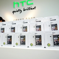 HTC One 今日上市　32G 冰川銀優先供貨