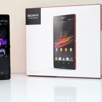 與 Z 超級比一比:Xperia ZL 野莓紅 火熱開箱