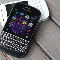 鍵盤回歸 商務手機 BlackBerry Q10 港版試玩