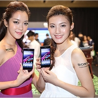 大驚喜！Xperia Z1 9/19 首賣送 QX10，單機價 22,900 元
