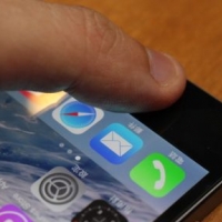 Apple iPhone 5s 新功能試玩:Touch ID 指紋辨識