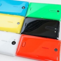 Nokia Asha 500 / 502 / 503：六色、雙卡、超平價