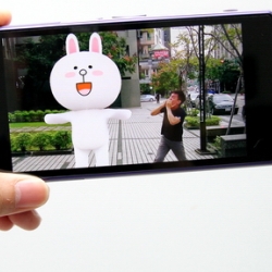 可愛到爆，快來下載 Sony Xperia Z1 專屬的 Line AR 效果擴增實境！