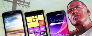 就是哈大支:LG G Flex、Nokia 1520、Acer S2,大支六吋機比較