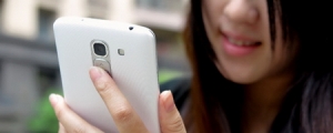 LG G Pro 2 拍照影音全方位，Knock Code 解鎖安全加倍