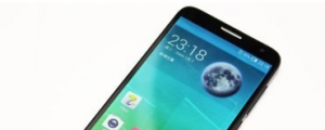5 吋 4G 中階　Alcatel OneTouch Idol 2 S 試跑分