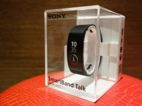 實用性大提升 SmartBand Talk by Sony 開箱